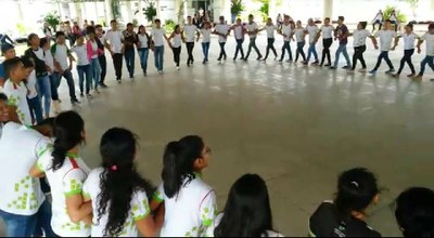 Alunos indígenas do Campus Amajari aprenderam a cantar e dançar o parixara 