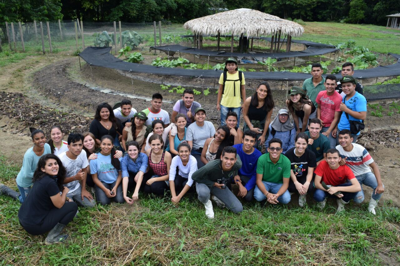 Estudantes do Campus Novo Paraíso realizam visita técnica ao Amazonas