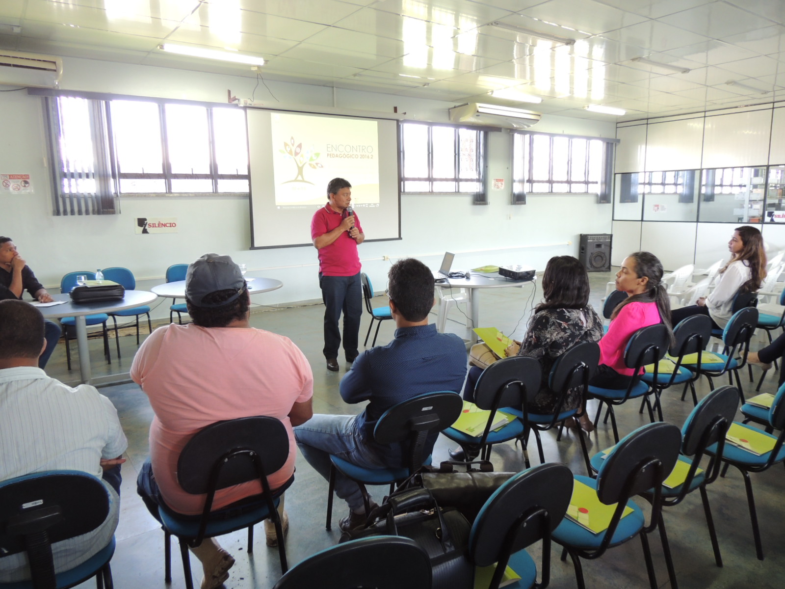 Encontro pedagógico no Campus Novo Paraíso destaca a importância de um “espaço de construção do conhecimento”