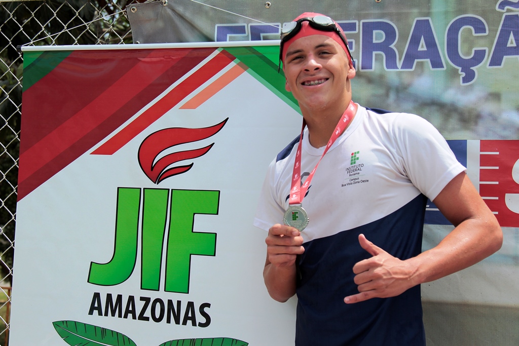JIFs NORTE – Alunos-atletas surpreendem nas primeiras provas de natação