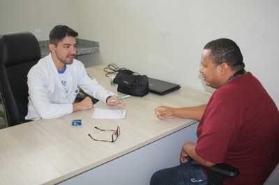 Ação levou palestra, consulta e testes rápidos